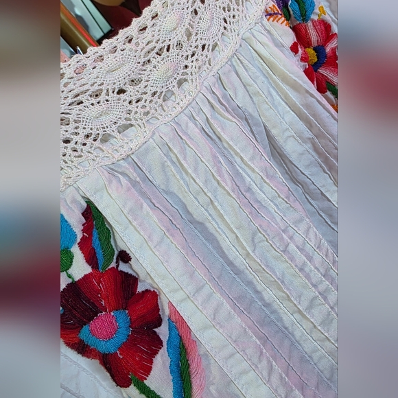 Vintage Style Handmade Lace Dress | Colorful Embroidery Boho Sz Medium Large - Picture 5 of 9